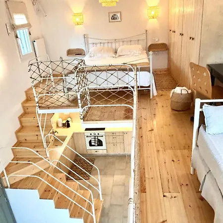 Semesterbostad Molos Tinos Cycladic House *