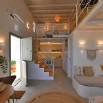 Casa de Férias Molos Tinos Cycladic House
