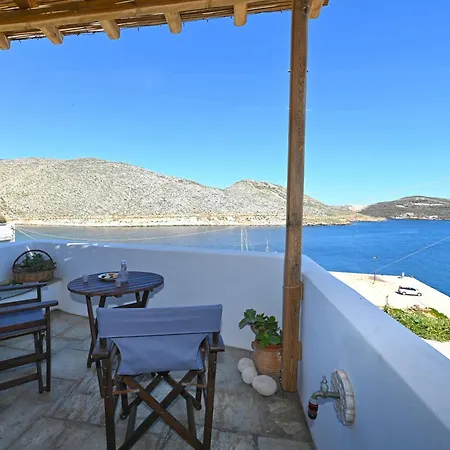 Molos Tinos Cycladic House