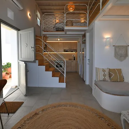 Molos Tinos Cycladic House Pánormos